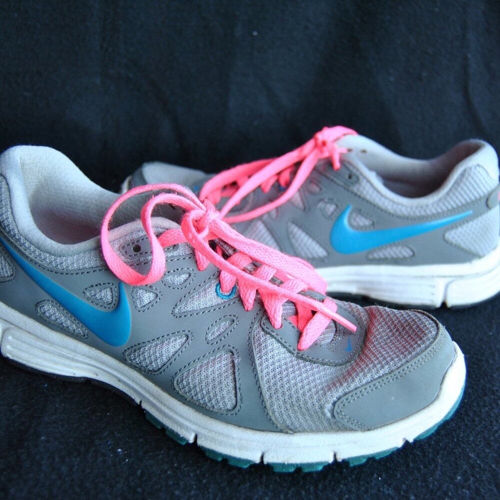 Nike Revolution 2 Running Shoes Size: 7 Women's Gray and Blue with Pink Laces